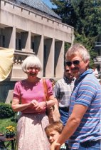 Grogg family at Handley Library Flower Mart